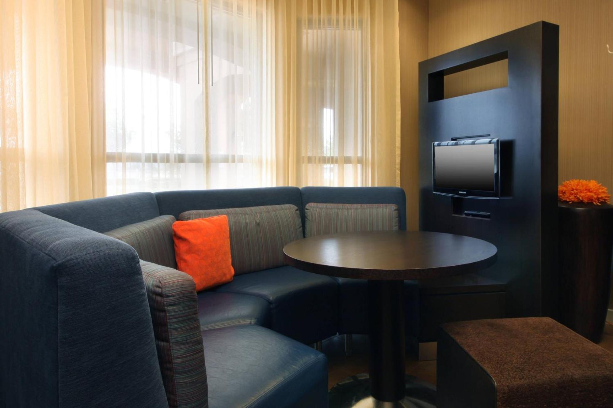 Courtyard By Marriott Salinas Monterey Hotel Eksteriør billede