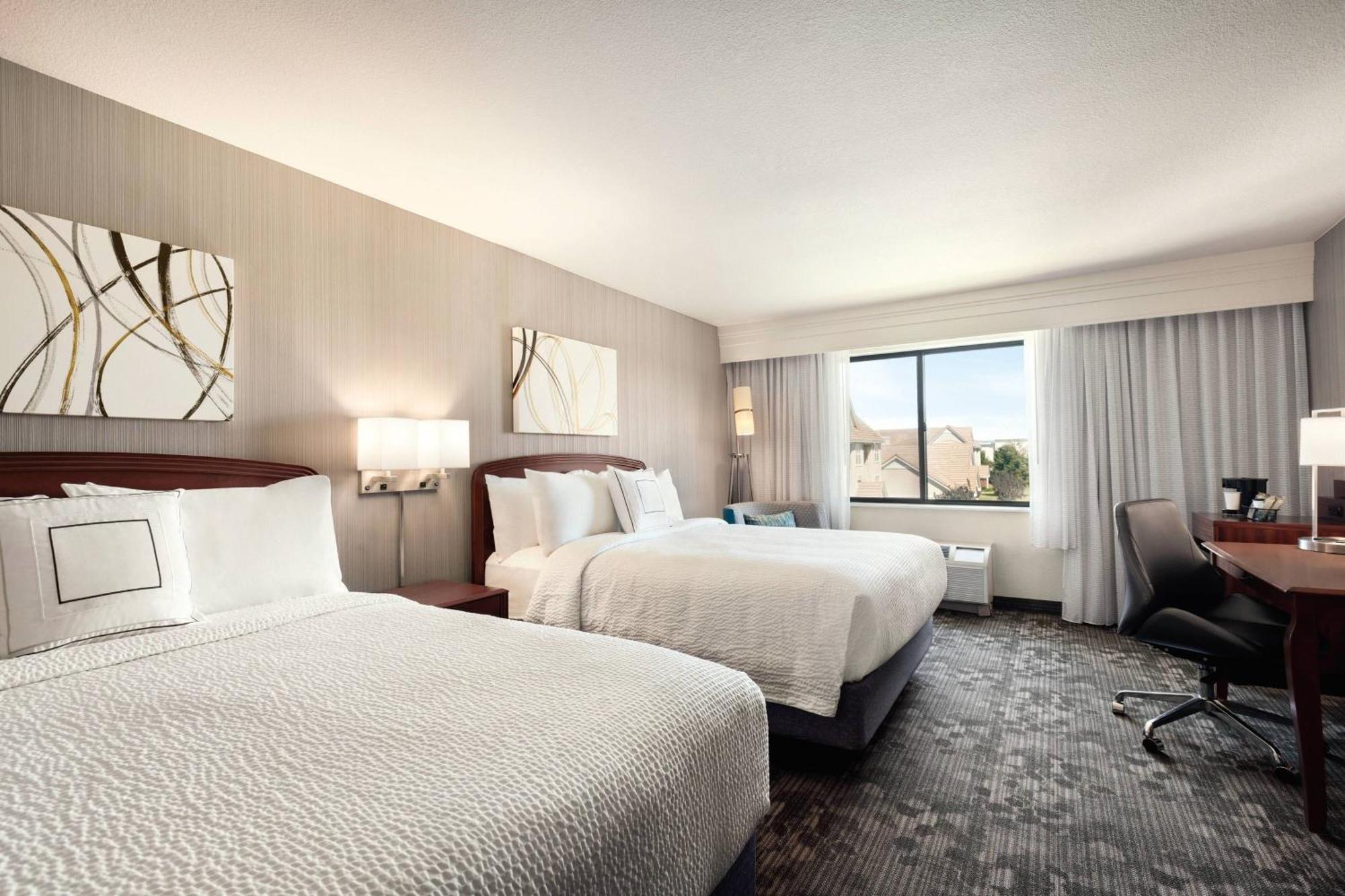 Courtyard By Marriott Salinas Monterey Hotel Eksteriør billede